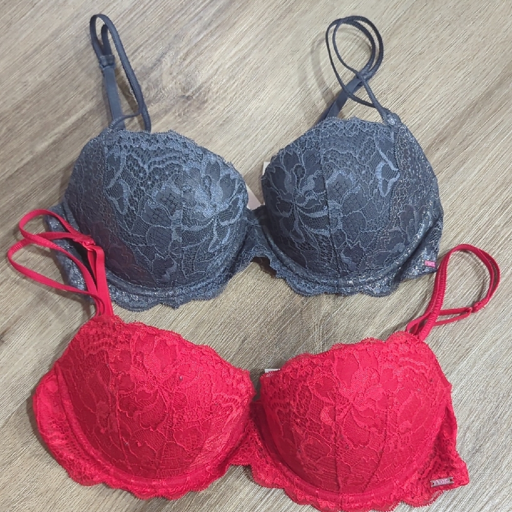 Victoria's Secret Lace Bra Set - Charcoal and Scarlet